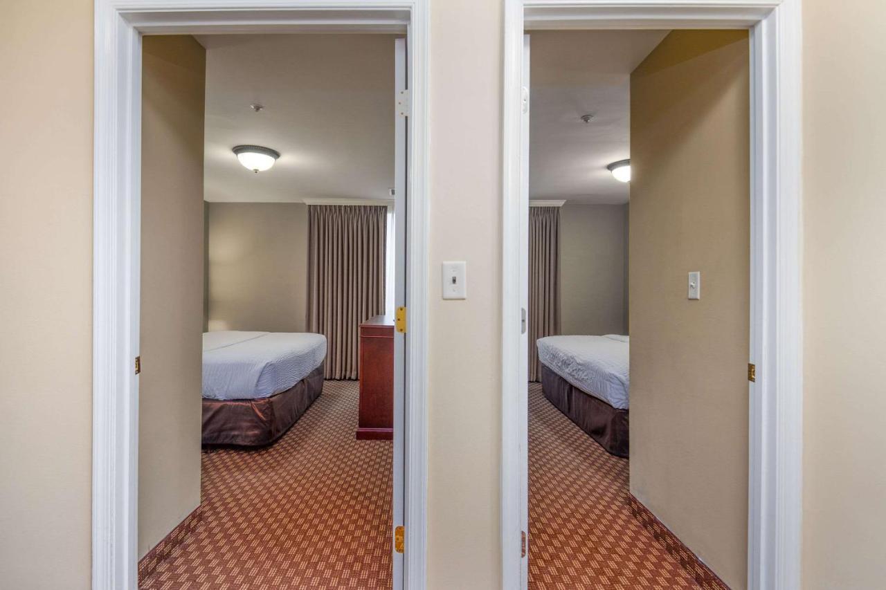 Clarion Collection Hotel Arlington Court Suites Eksteriør billede