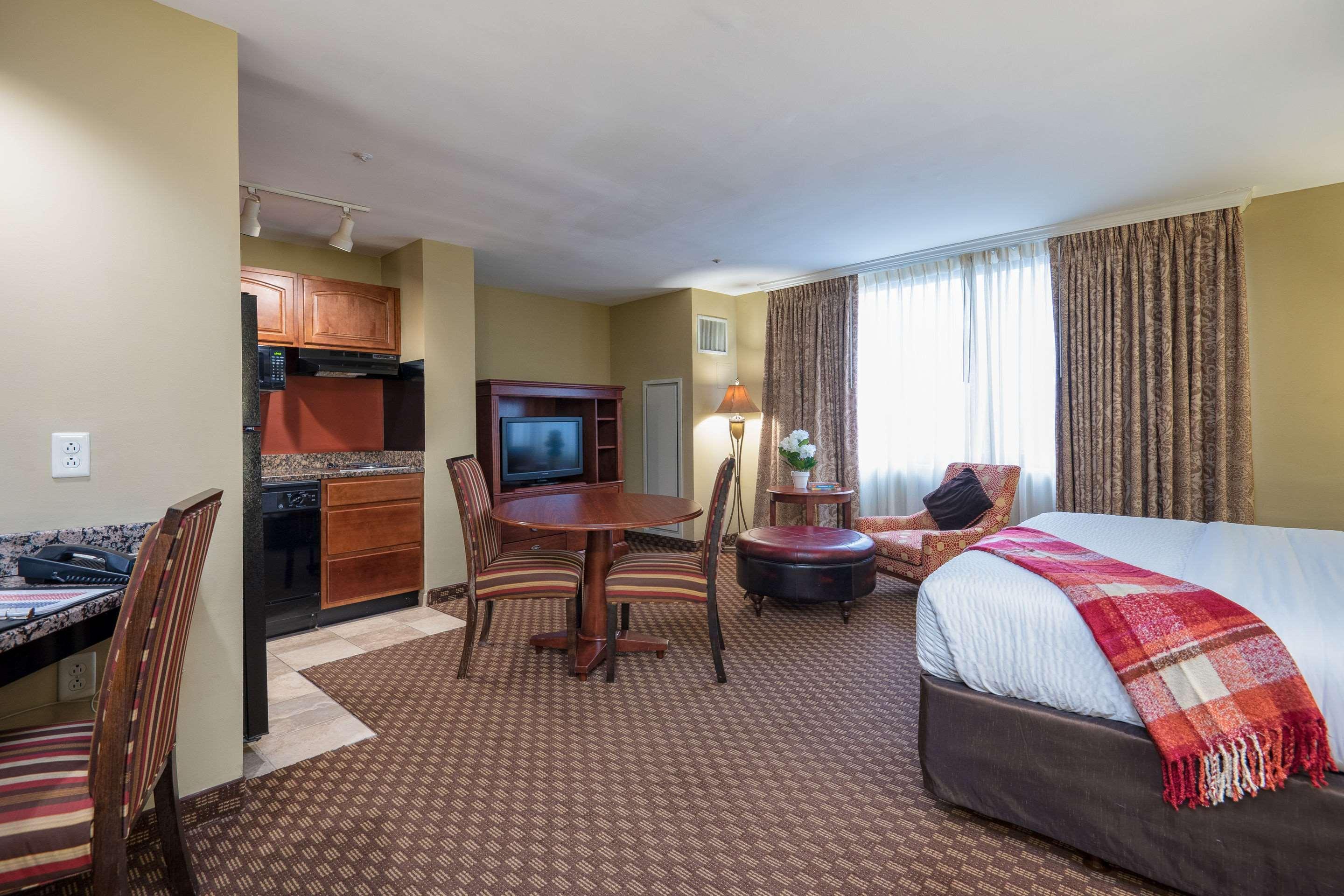 Clarion Collection Hotel Arlington Court Suites Eksteriør billede