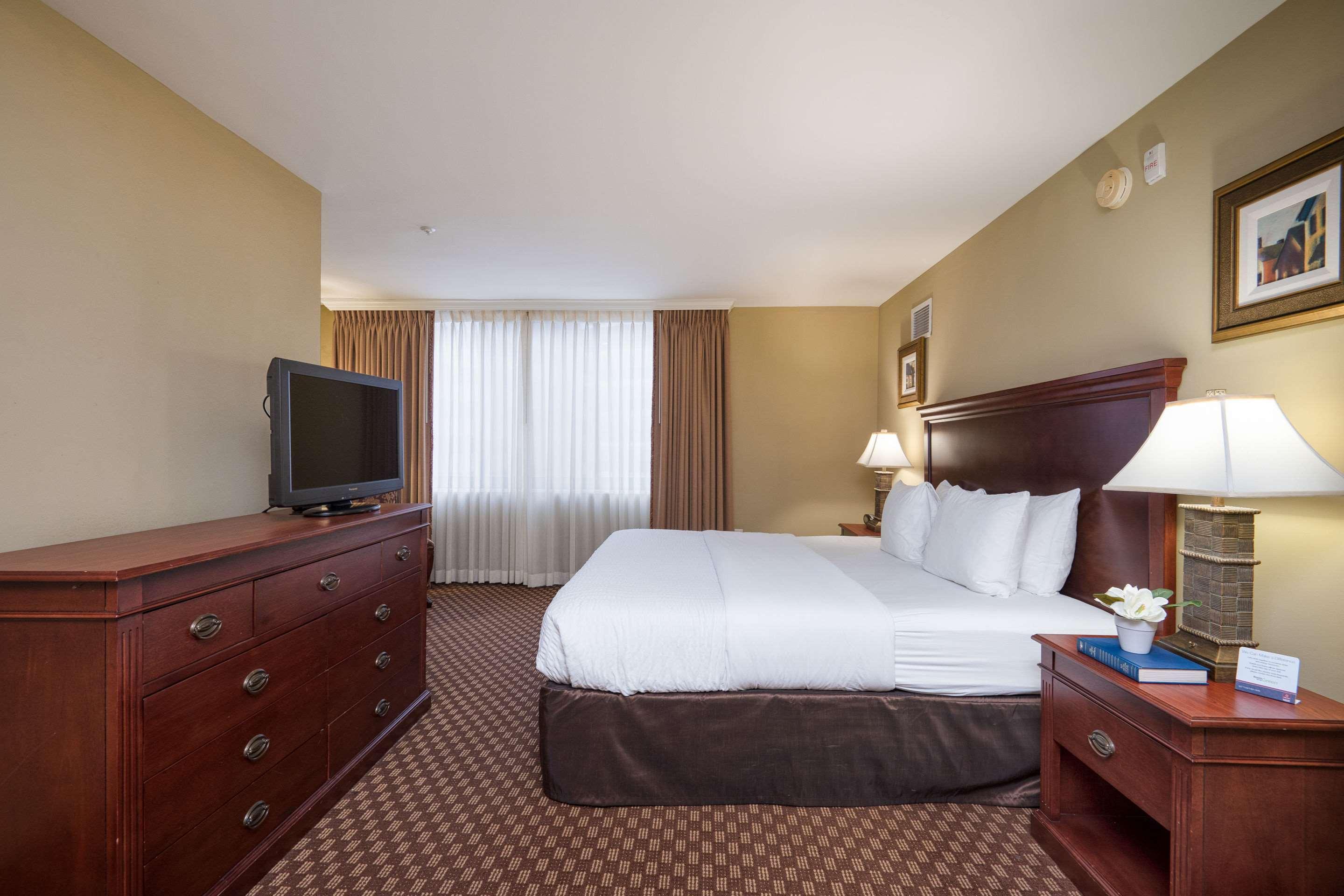 Clarion Collection Hotel Arlington Court Suites Eksteriør billede