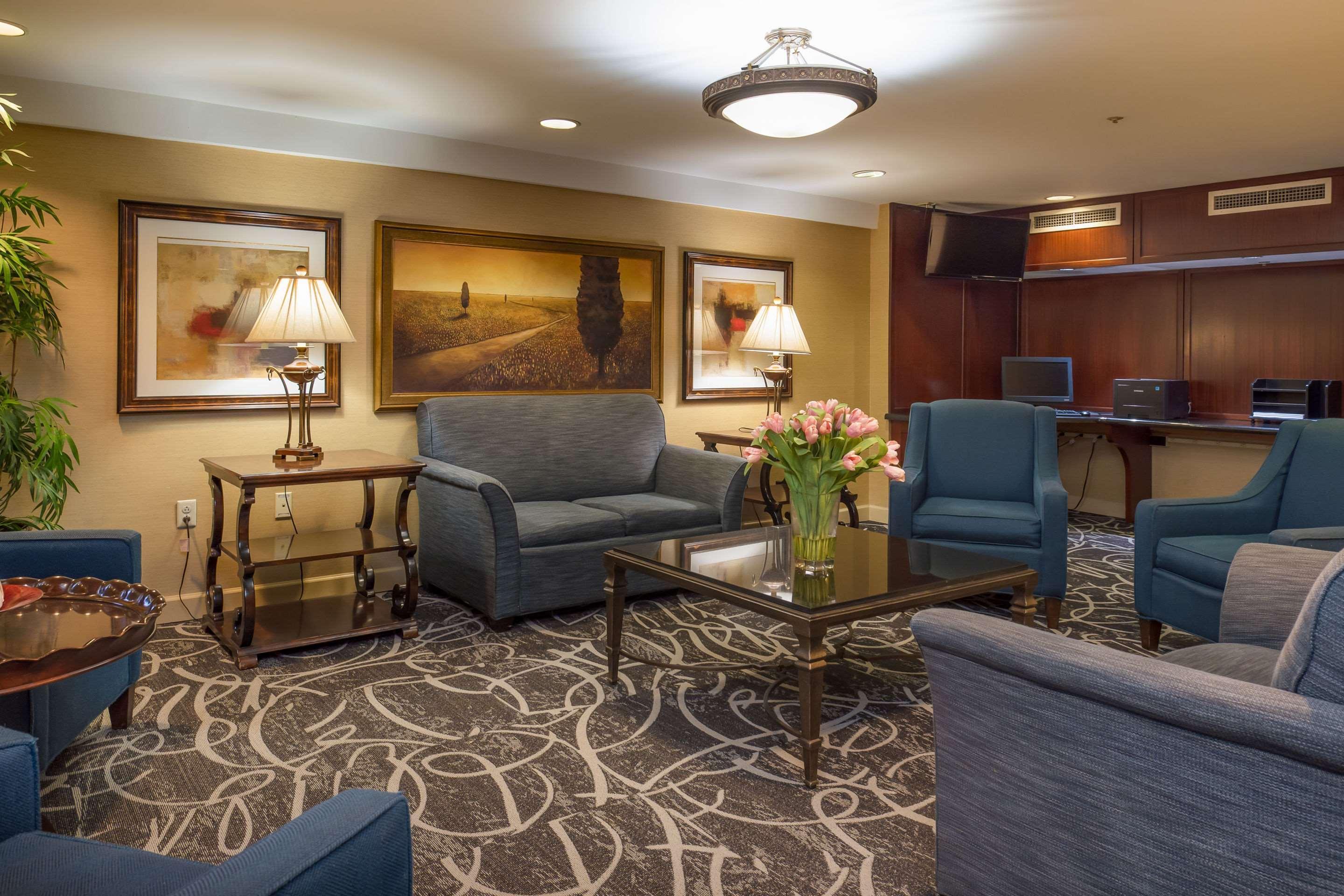 Clarion Collection Hotel Arlington Court Suites Eksteriør billede