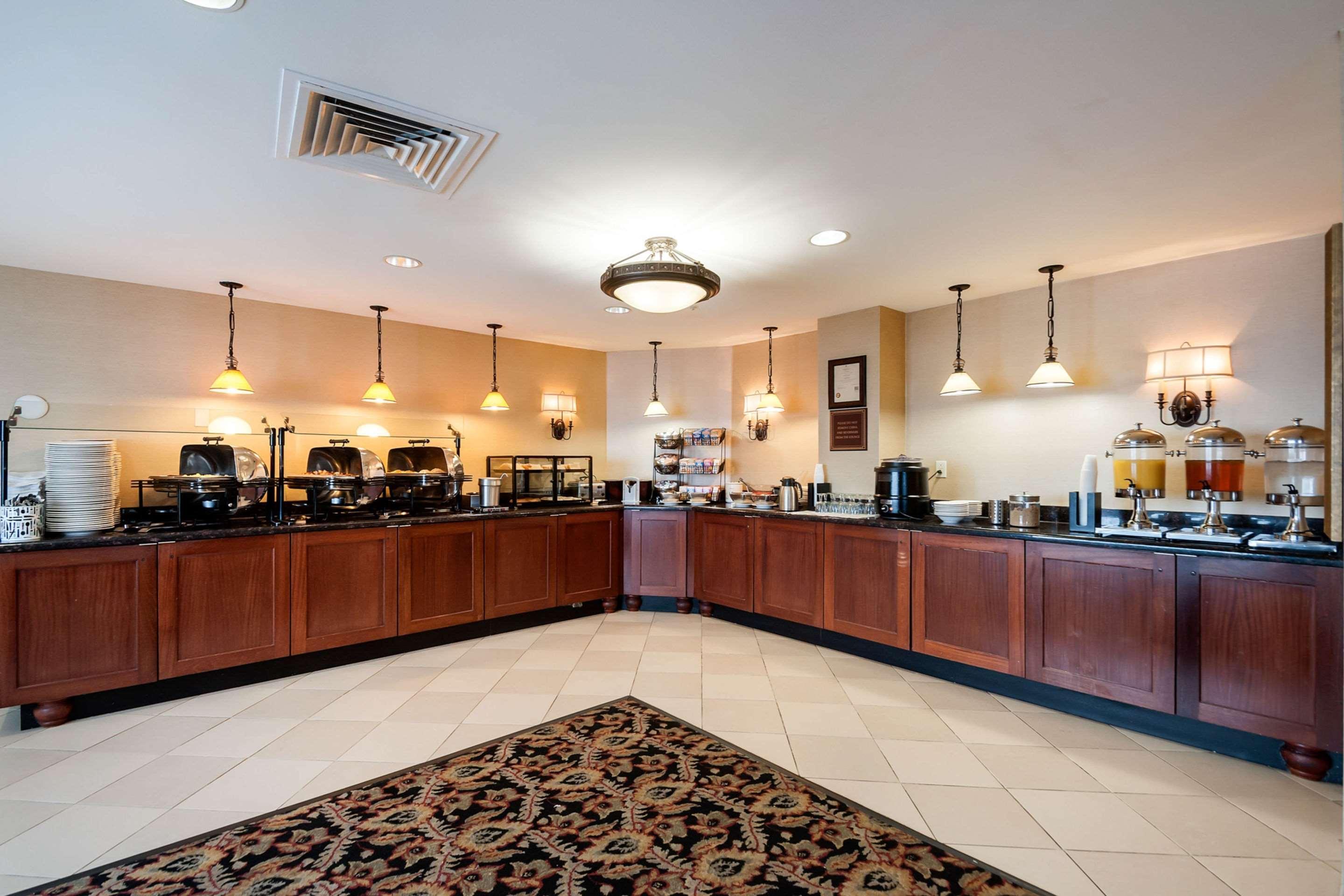 Clarion Collection Hotel Arlington Court Suites Eksteriør billede